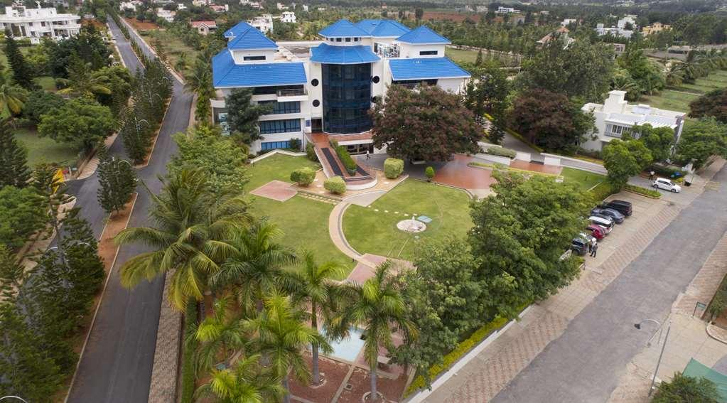Clarks Exotica Convention Resort & Spa Devanahalli Exterior photo