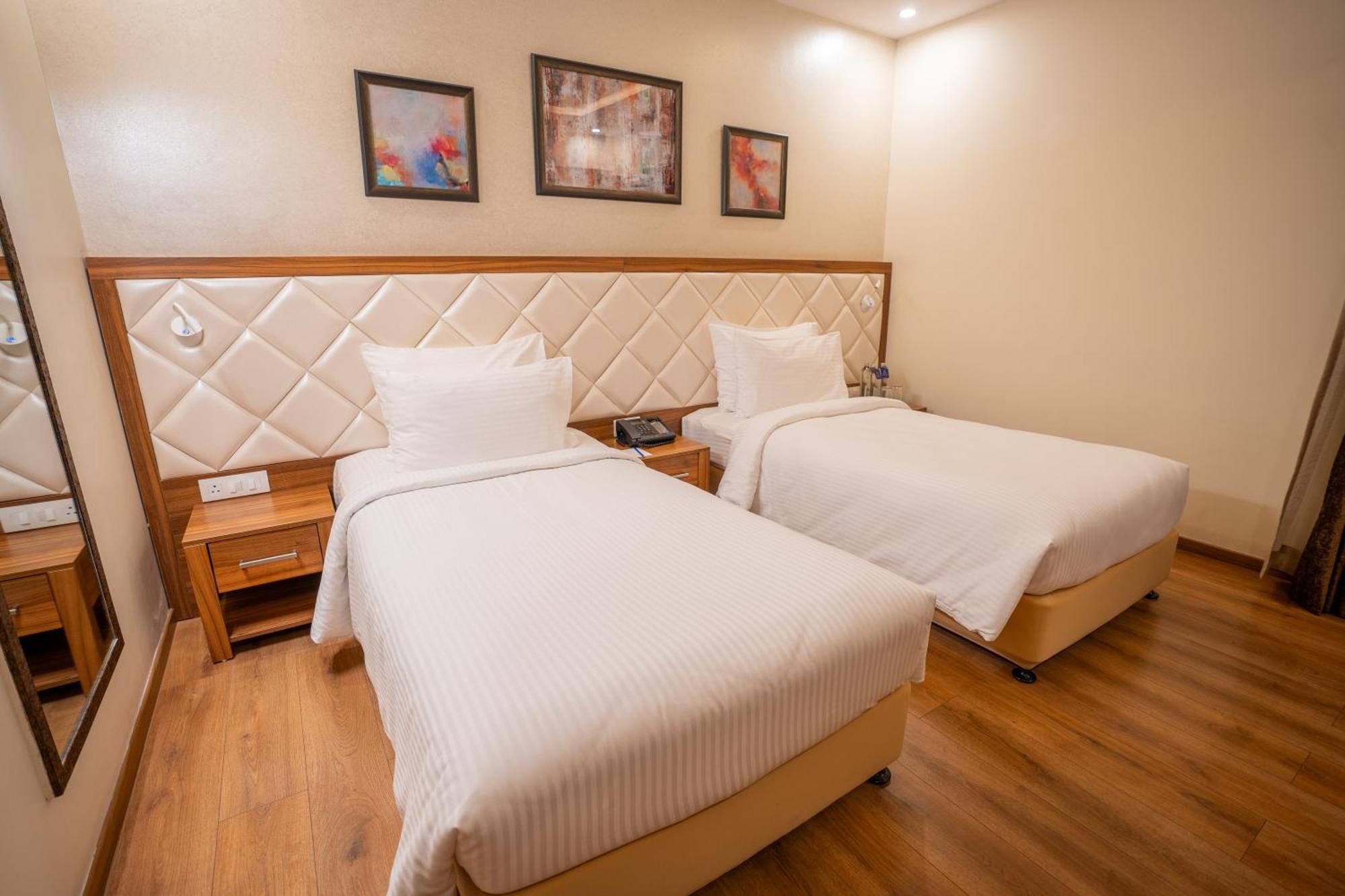 Clarks Exotica Convention Resort & Spa Devanahalli Exterior photo