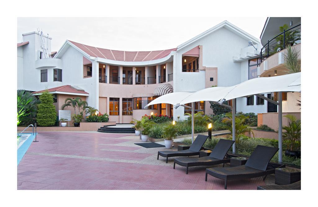Clarks Exotica Convention Resort & Spa Devanahalli Exterior photo